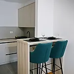 Hedonist Centar 7 Luxury Appartamento Doboj