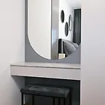 Hedonist Centar 7 Luxury