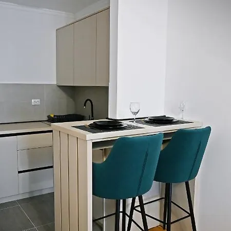 Hedonist Centar 7 Luxury Διαμέρισμα Ντόμποϊ