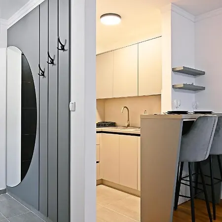 Hedonist Centar 7 Luxury * Doboj